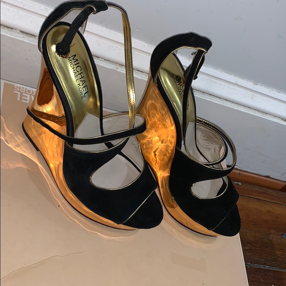 Black and gold Michael KORS wedge heels